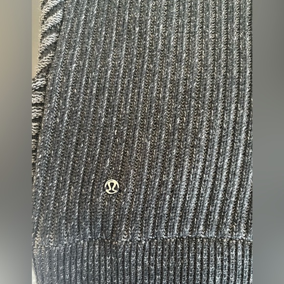 Lululemon Athletica Embrace Hoodie Knit Heathered Medium Grey Black Women’s SZ 6 - Picture 10 of 12